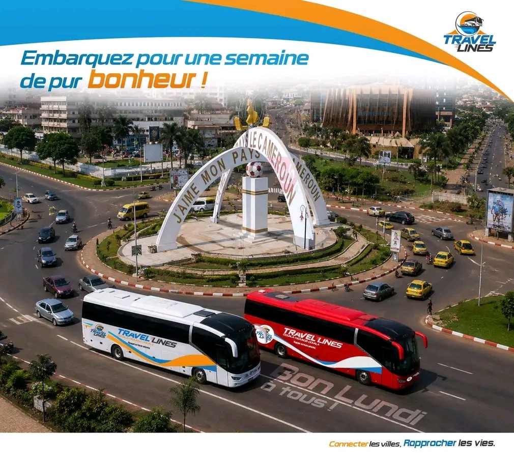 Deux autocars VIP Travel Lines en ville, promotion voyage Yaoundé – Douala